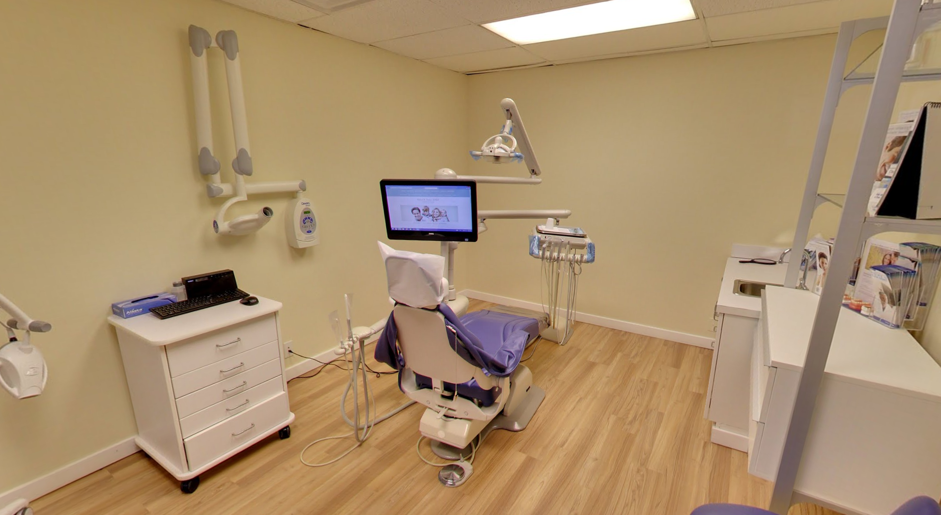 About I Dentical Group Dental Care in Philadelphia PA 19106